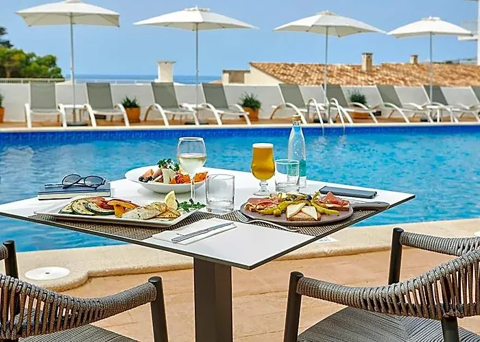 Universal Aparthotel Don Camilo