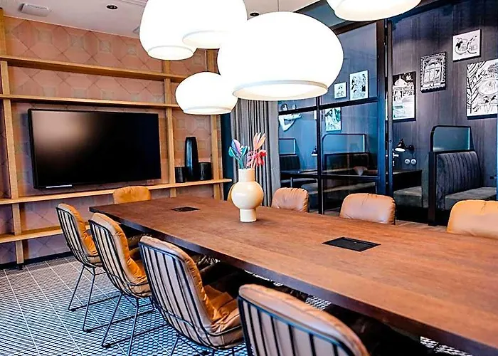 Motel One Paris - Porte De Versailles