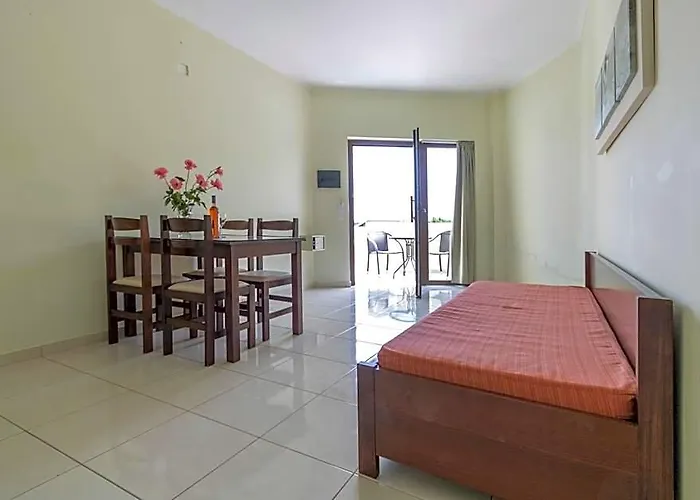 Sandy Suites