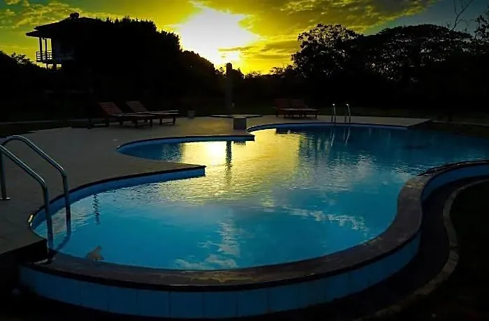Lake Villa Resort