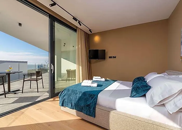 Villa Villa Aruna