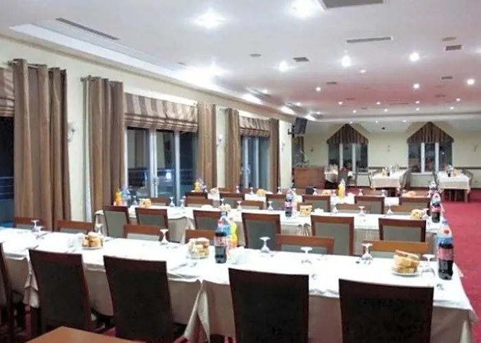 Paluri Hotel