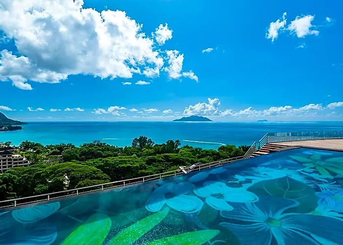 Gardens Hill Resort & Spa