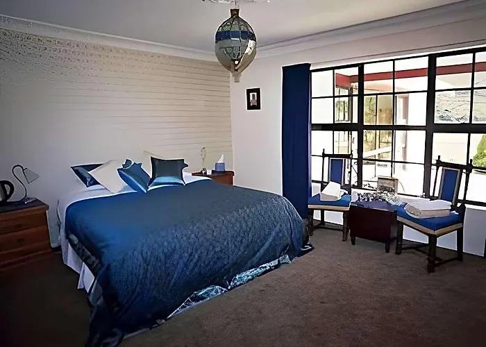 Castle Hill Lodge Bed & Breakfast