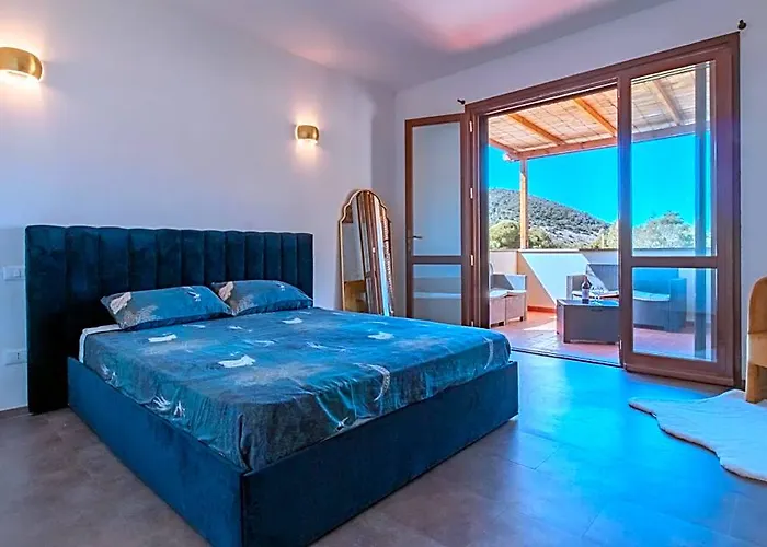 Villa A Few Steps From The Sea-Villa Acquasalata