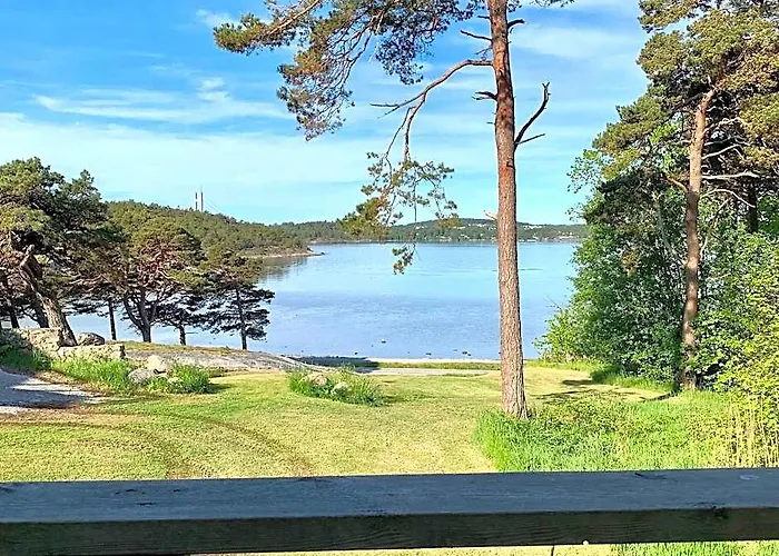 Holiday Home, 250M From Sea