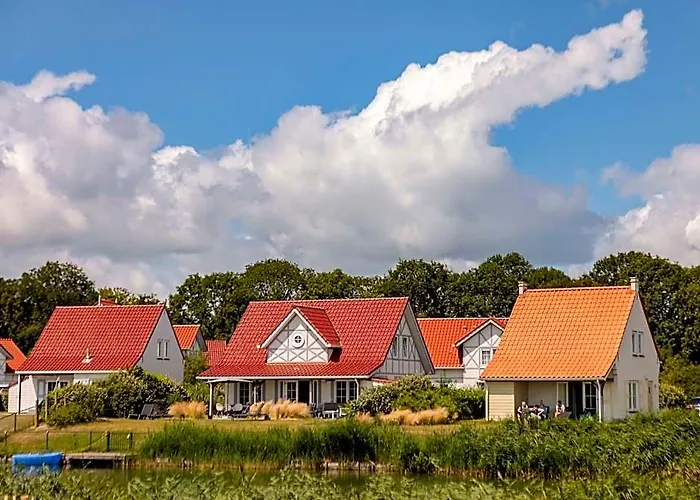 Restyled Villa With Sauna And Rowing Boat Near Sea