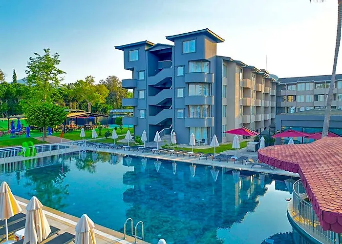 Senza Sunset Beach Hotel