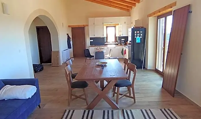 Summer Villa With Sea View,6 Min Drive From Airport, Near Seitan Limania Beach