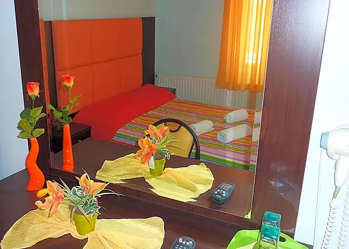 Hotel White Rose Beach