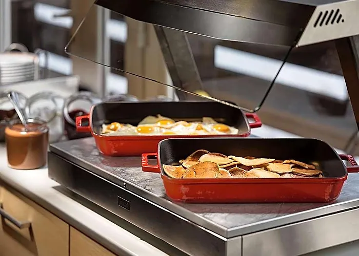 Pinia Hotel & Resort