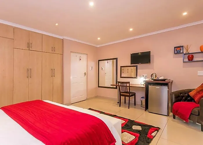 Luxury Executive Double Room For 2 Guests With Ensuite Bathroom, In Ballito