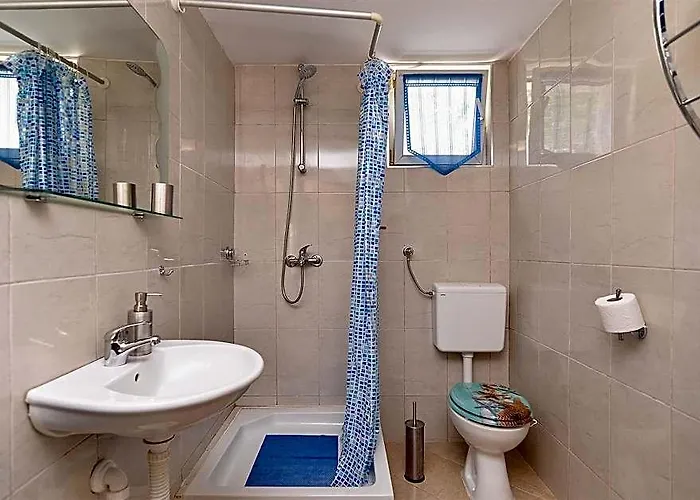 Apartment 2205