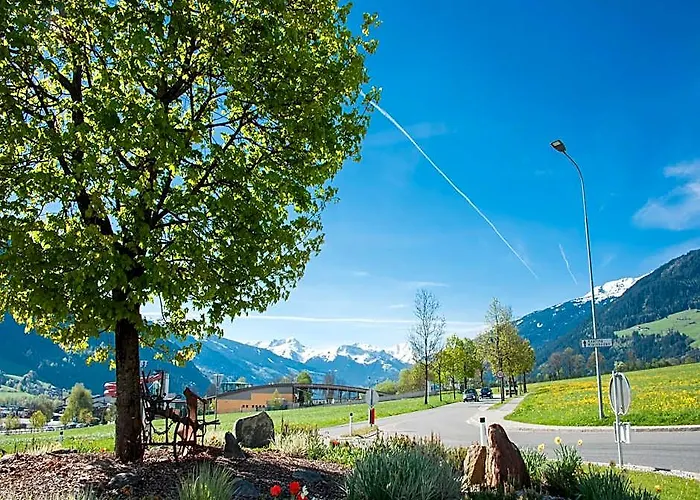 Apartment In Hainzenberg Near Ski Slopes