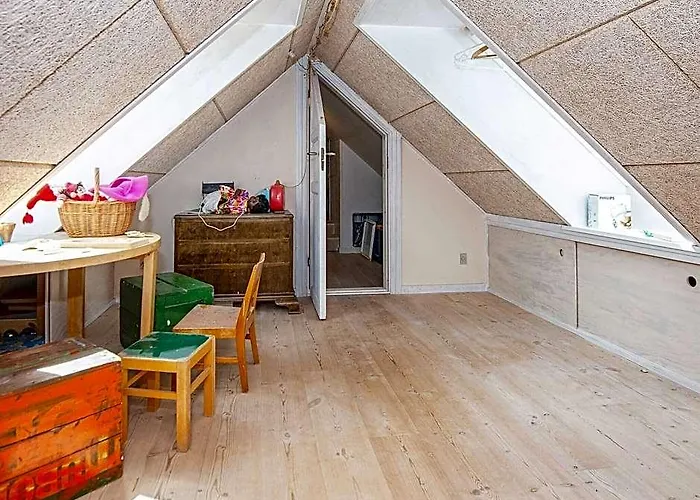 Person Holiday Home In Lemvig