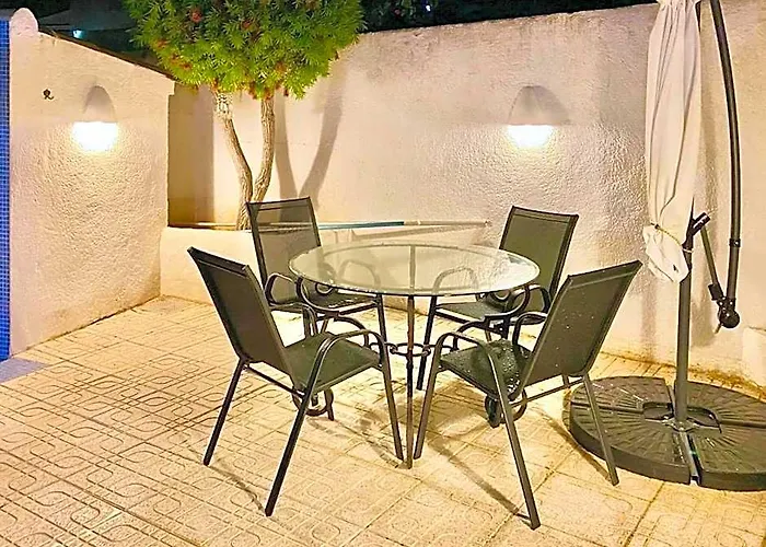 Villa With Private Pool In Moraira