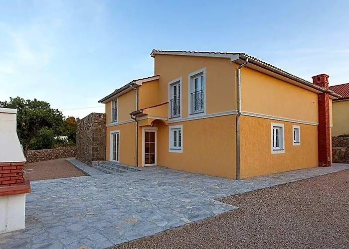 Sky Comfortable Holiday Residence