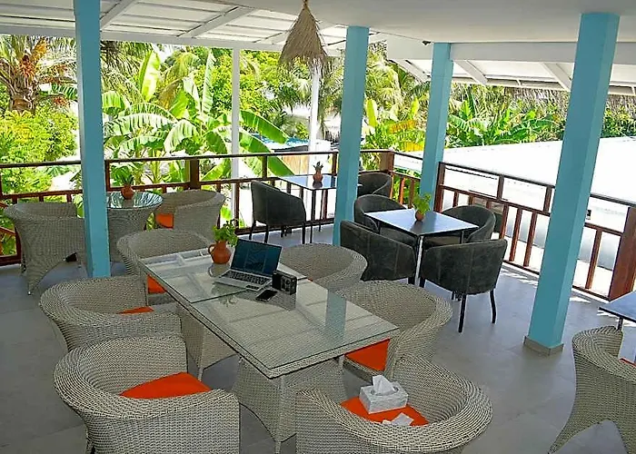 Azaya Beach Maldives Thulusdhoo