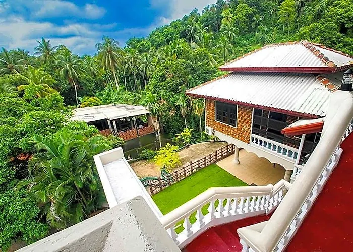 Dee Ella Hotel