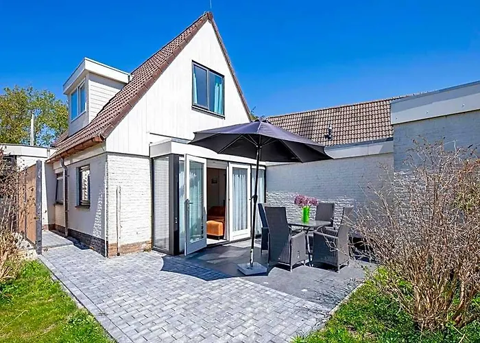 Holiday Home In Texel Near The Beach