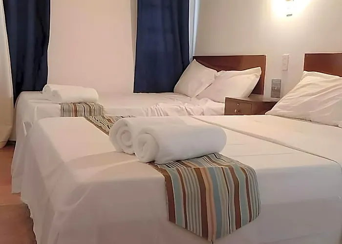 Sunvilla Beachfront Hotel