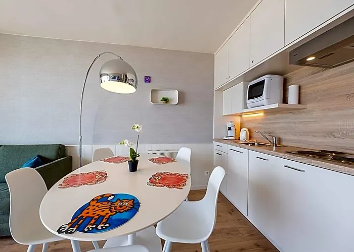 Modern Studio With Sea View And Garage