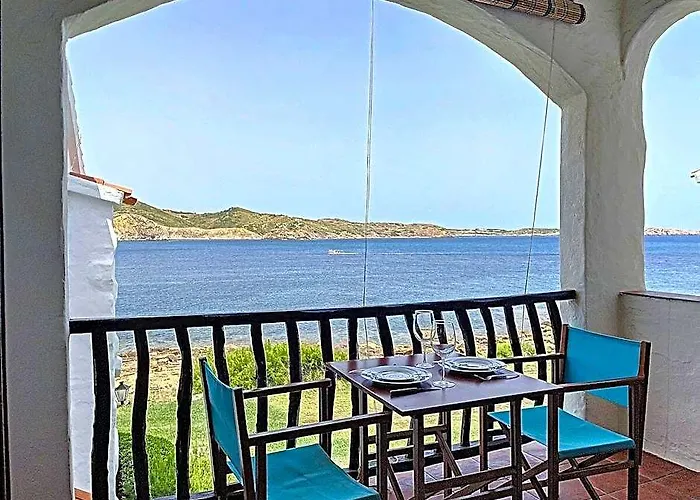 Roca Fornells, Un Rinconcito En El Mar P107
