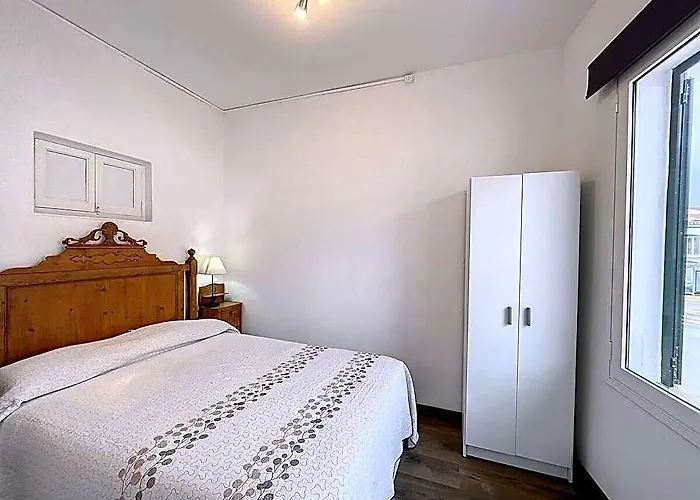 Roca Fornells, Planta Baja Con Maravilloso Patio F96