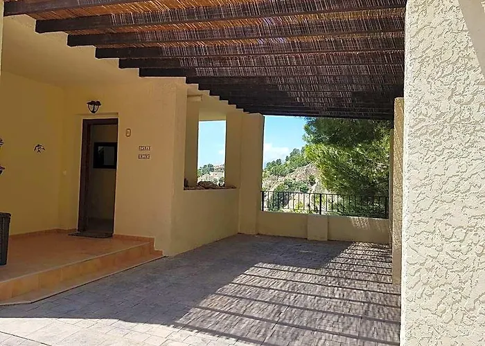 Maison Avec Jaccuzzi, Vue Mer Montagne, Calme