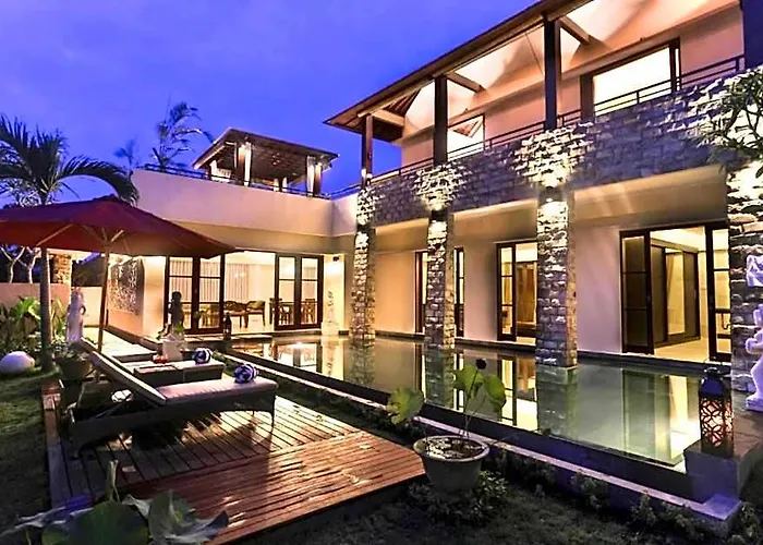 Tryphena 3 Bedroom Private Pool Villa Zn37