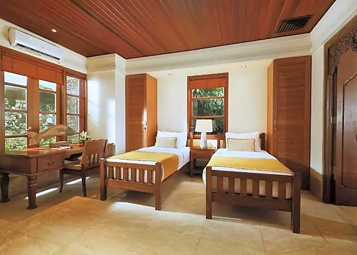 Sadajiwa 4 Bedroom Private Pool Villa Zn55