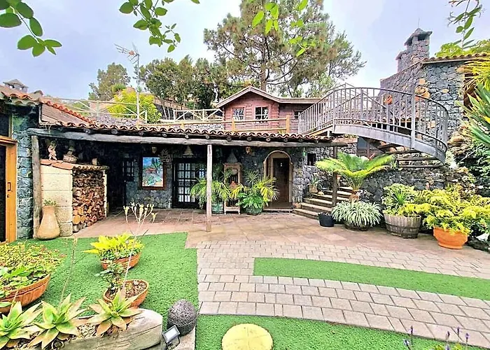 Finca Los Loros Icod De Los Vinos By Hrtenerifenet