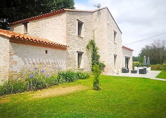 Grande Maison Au Calme Avec Piscine Proche Mer