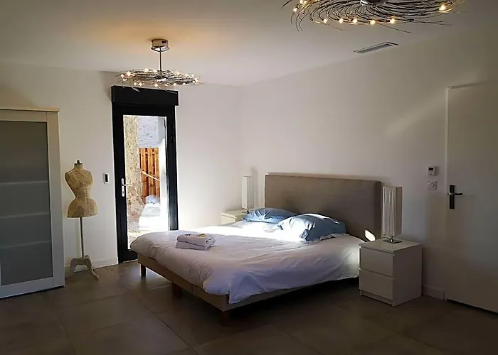 Grande Maison Au Calme Avec Piscine Proche Mer