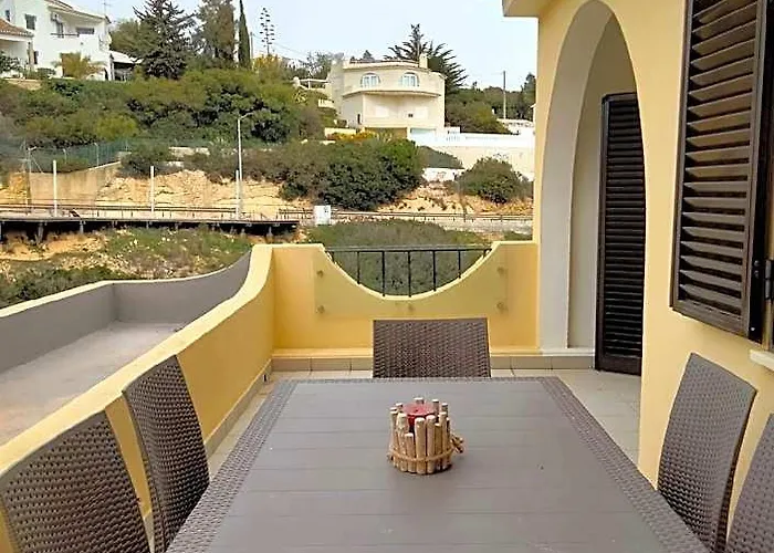 Vale De Centeanes 2-Bedroom Beach Apartment