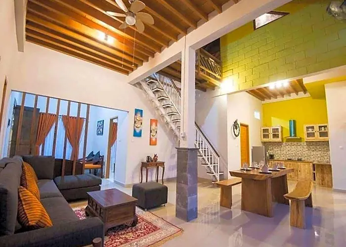 Tropical Paradise Spacious 3-Bedroom Villa