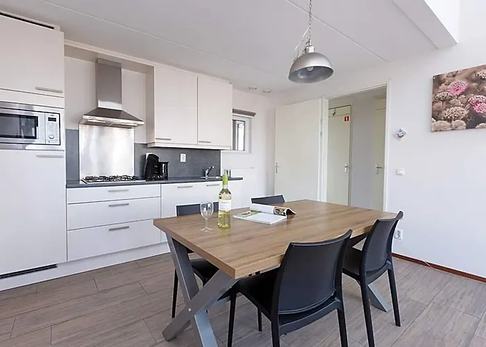Dune Villa In Ouddorp Near The Beach