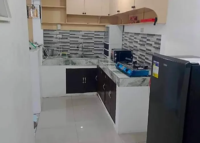Cernardo'S Staycation Place Santa Rosa Laguna