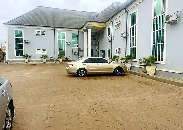 Eleventh House Hotel
