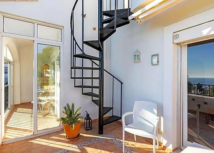 Miraflores Sea View Apartment Ref 127