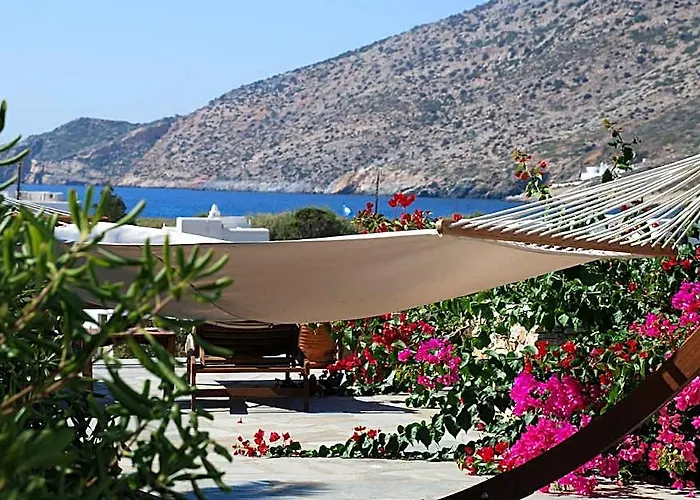 Sifnaika Konakia -Traditional Settlements