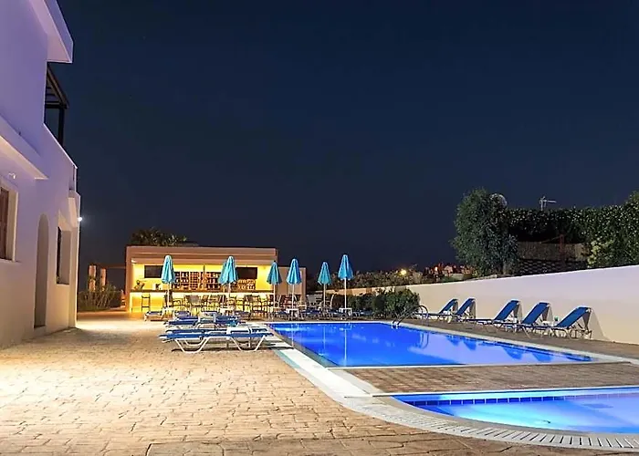 Amaryllis Hotel Apartments