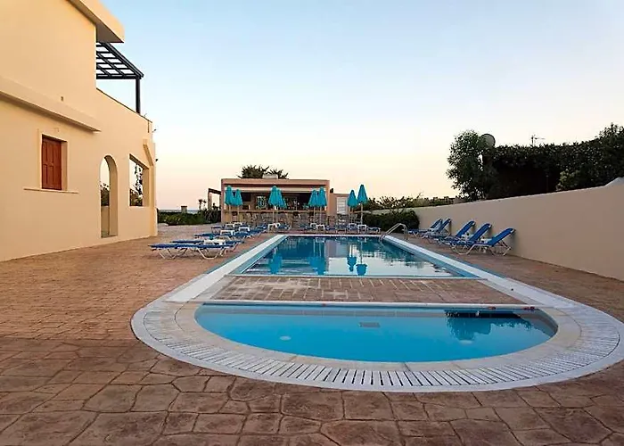 Amaryllis Hotel Apartments