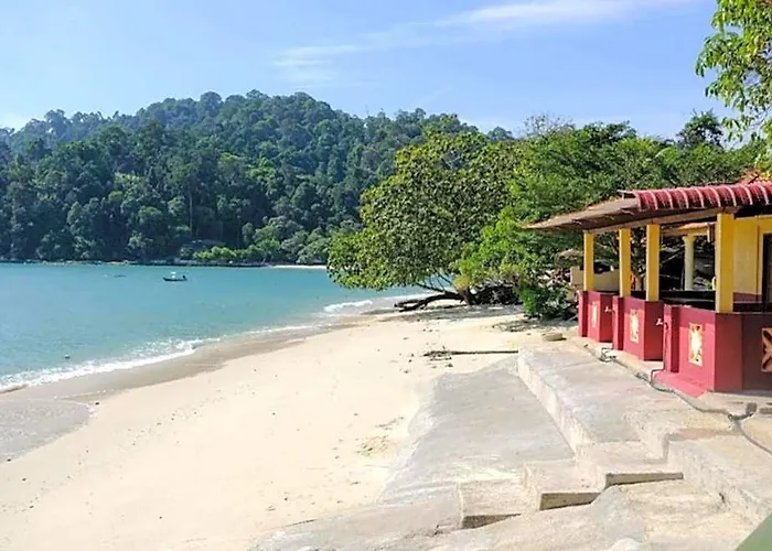Pangkor Rimba Kem & D'Senja Beach Resort