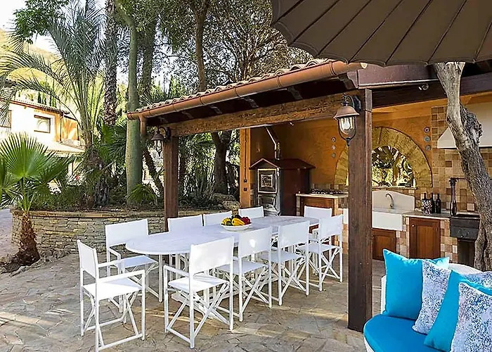 Villa In Agrigento With Pool Near Temples