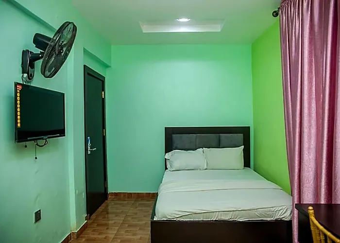 Emmy Hotels & Suites