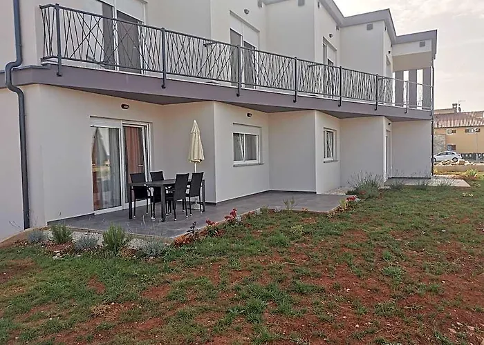 Apartment Eden