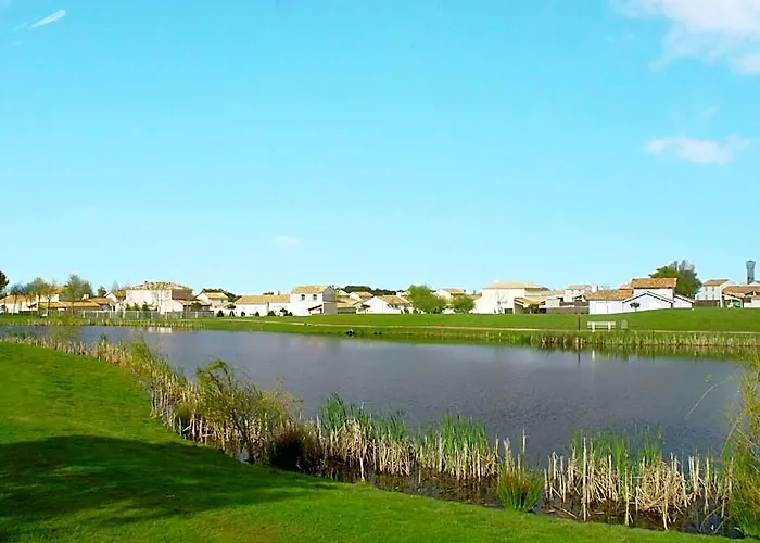 Villa In France With Private Pool And Golf Views