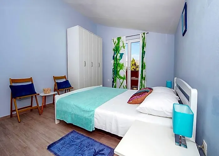 Awesome Apartment In Zadarska Zupanija W/