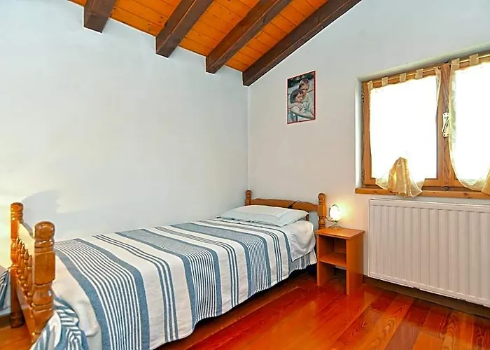 Apartment 1945